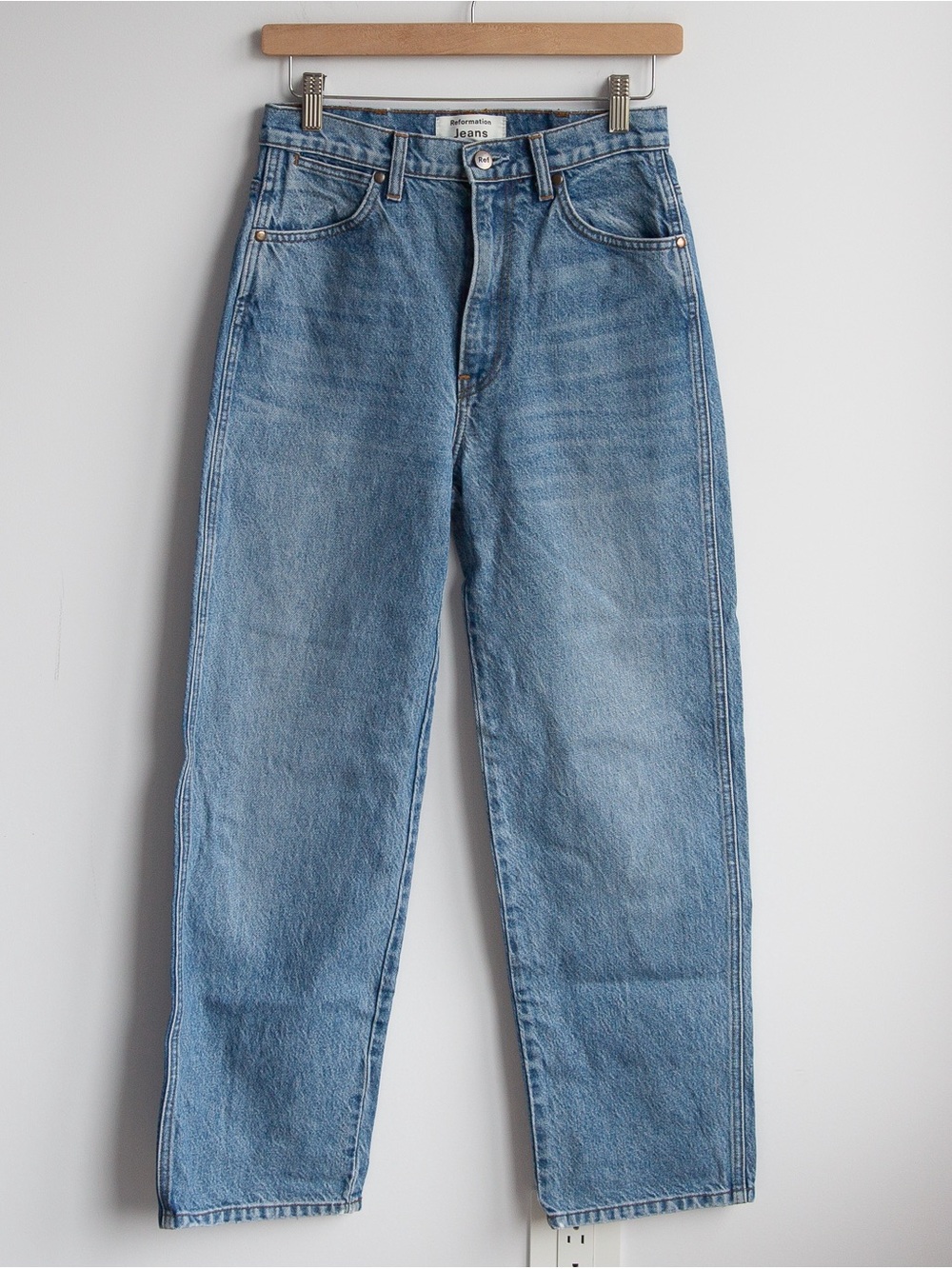 Reformation Cowboy Jean Dover Wash Size 26 High Rise Straight Leg